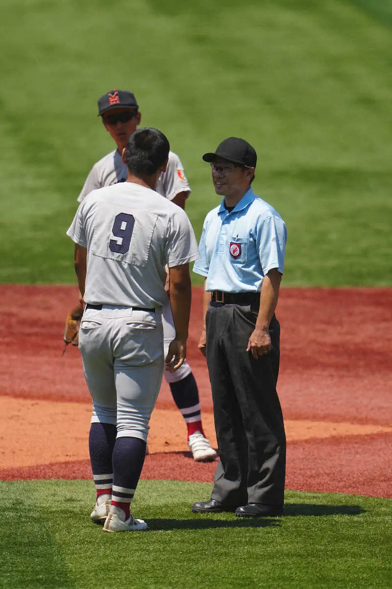 【画像・写真】横浜　微妙判定でV3ならず　村田監督「負けたというより…」