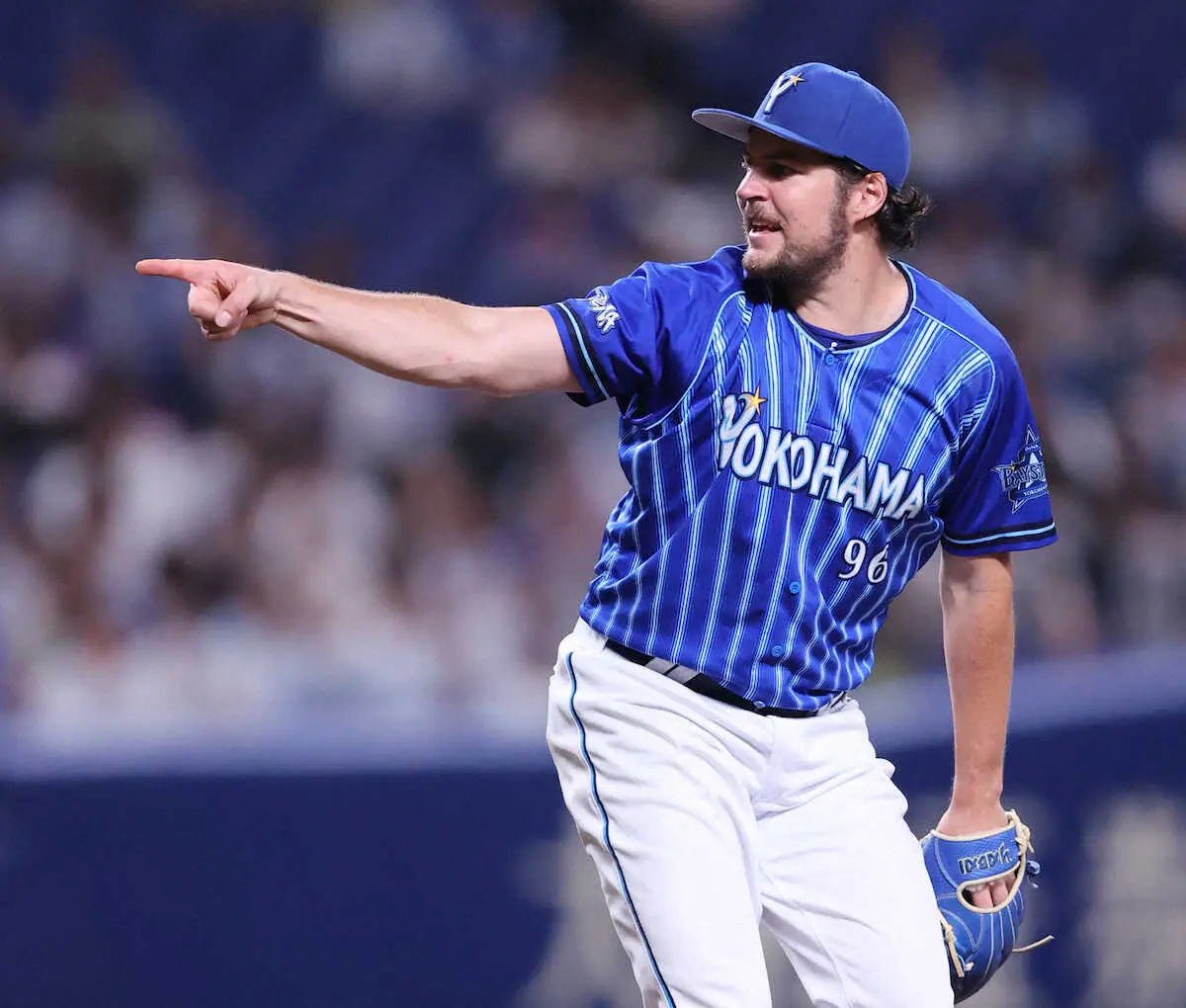 【画像・写真】DeNA・バウアー「守備にすごく助けられた」　6回のピンチで牧の好判断に脱帽「どういう考えで…」