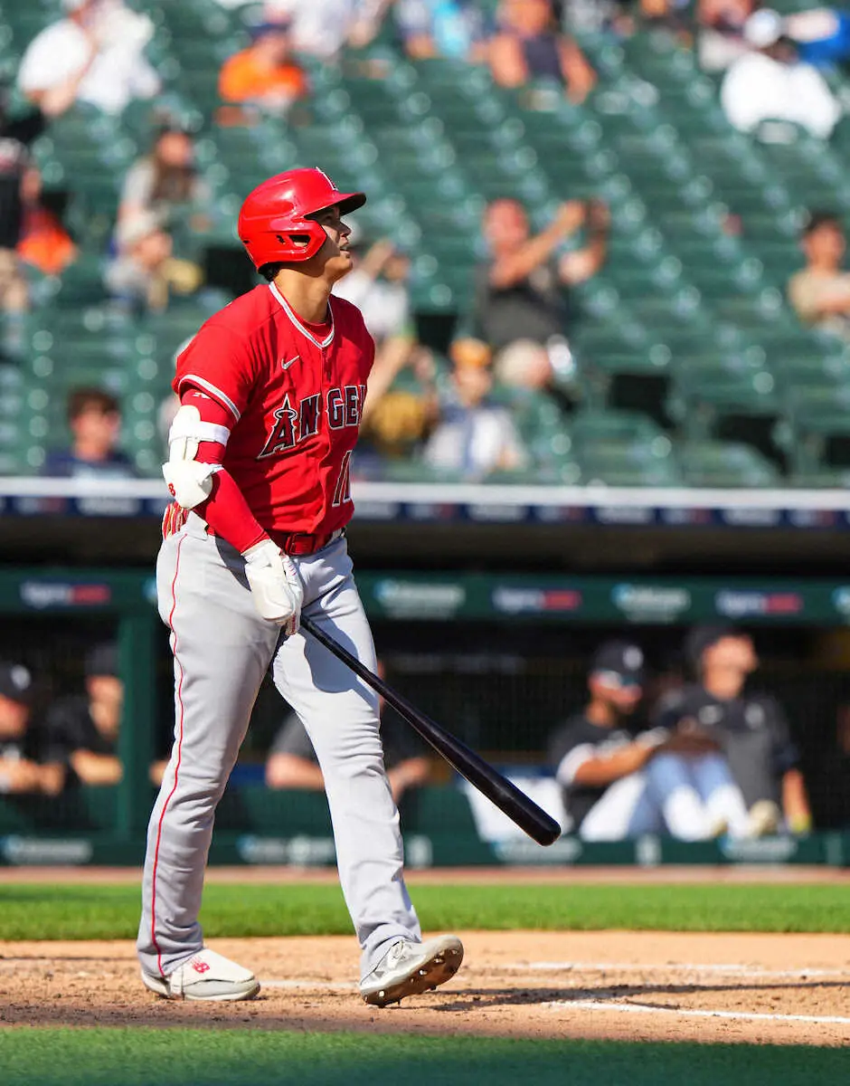 【画像・写真】大谷翔平　メジャー初完封から45分後…試合出場！37号！38号！超人！　ダブルヘッダー第2試合