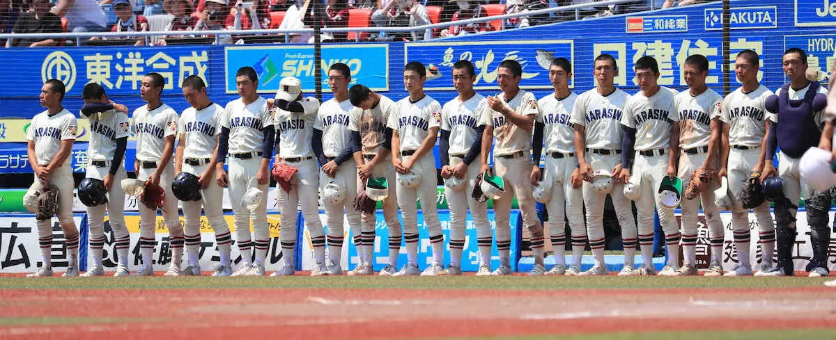 【画像・写真】習志野　サヨナラ負けで4年ぶり甲子園ならずも…「選手は力出し切った」小林監督はナインの成長称える