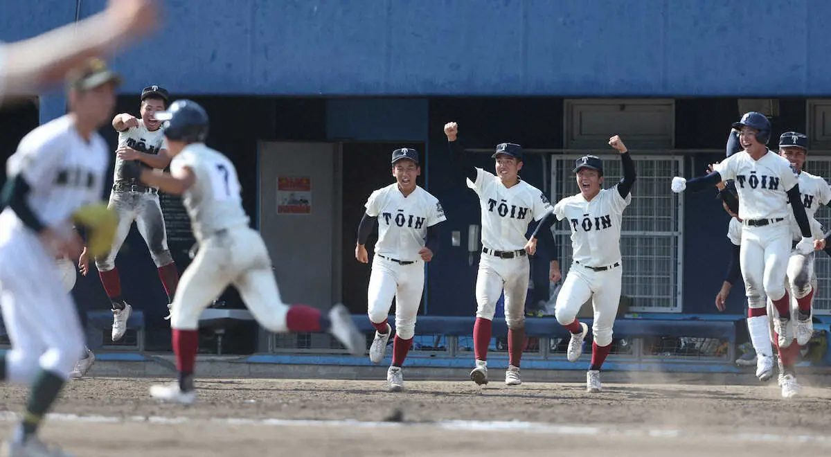 【画像・写真】大阪桐蔭　ヒヤヒヤ薄氷も延長10回サヨナラ勝ちで決勝進出　2年連続でライバル履正社と頂上対決