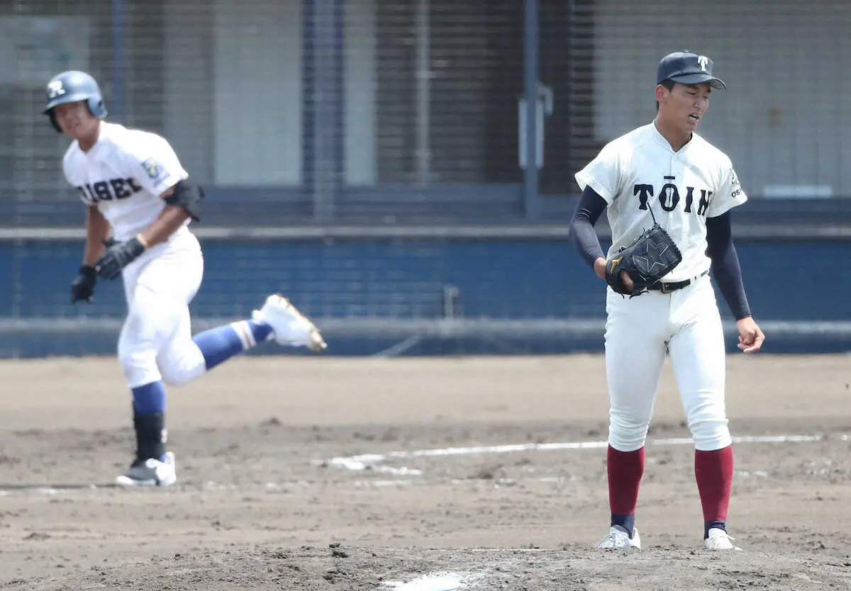 【画像・写真】今秋ドラフト候補で“高校四天王”の大阪桐蔭・前田悠伍は8回3失点　試合後はタオルで顔隠す