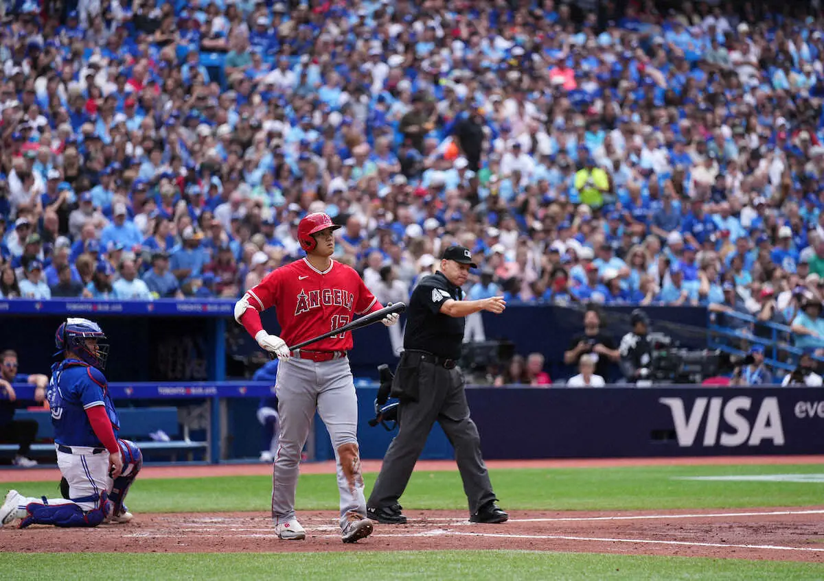 【画像・写真】大谷翔平　死球でも四球でも、球場はどよめき＆ブーイング　申告敬遠でリーグ最多63四球