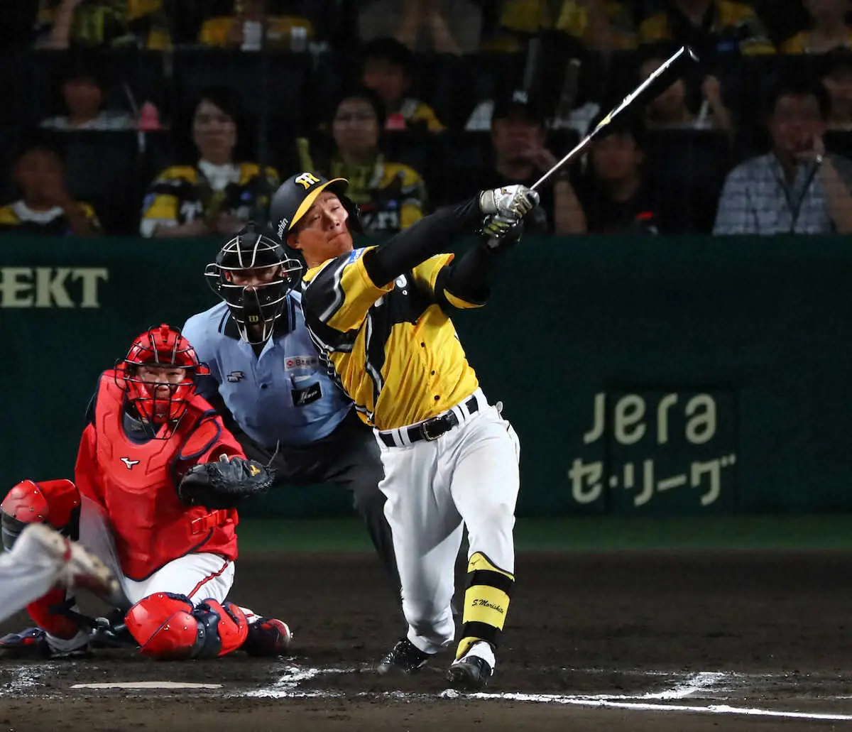 【画像・写真】阪神ドラ1・森下が値千金の一発！　同点の6回に広島・大瀬良から左翼へ勝ち越し2ラン