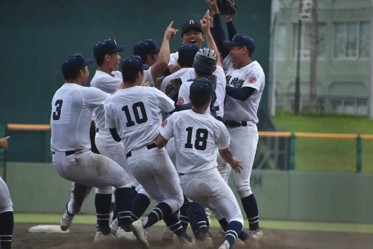 【画像・写真】沖縄尚学ナインが台風6号の影響で出発延期　比嘉監督と佐野主将らは先に関西入り　3日抽選会に参加予定