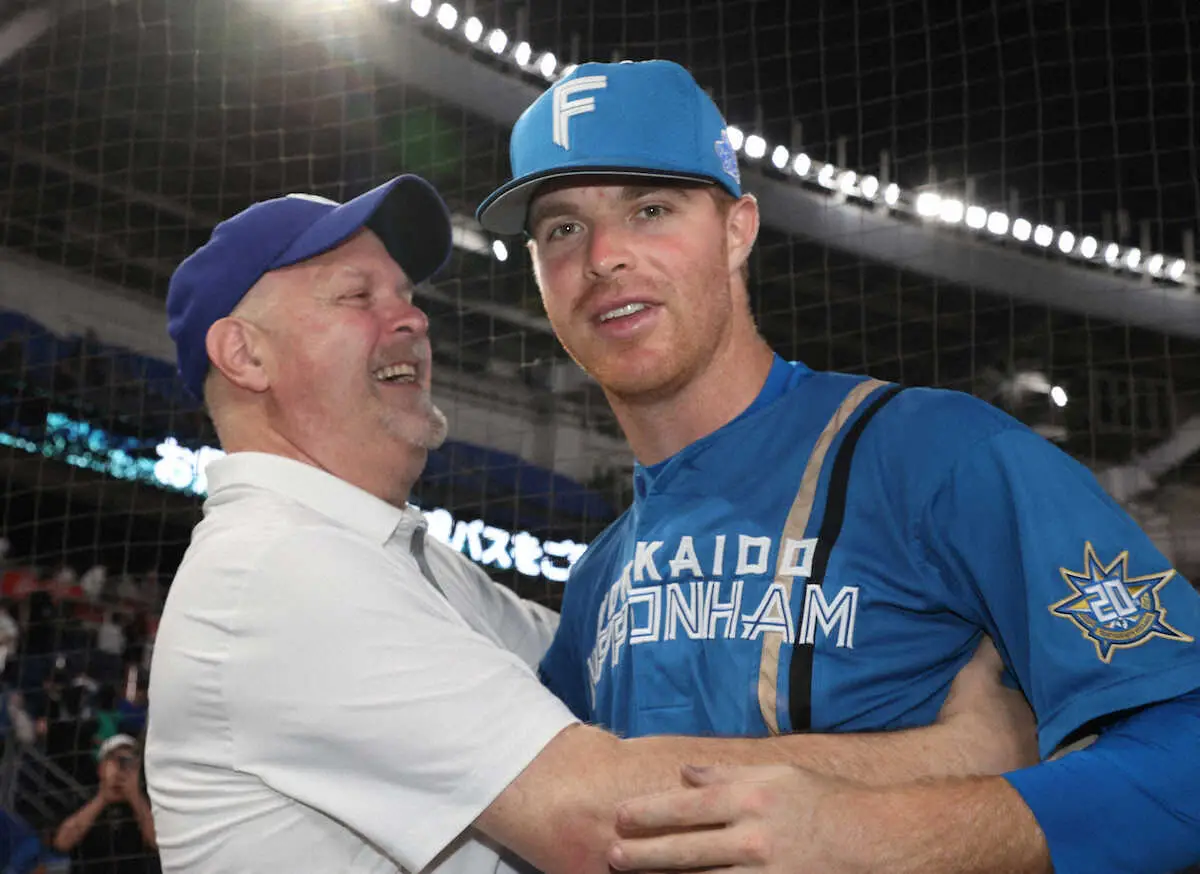 【画像・写真】日本ハム新外国人右腕・マーベル　緊急登板も好救援！父の前で初勝利