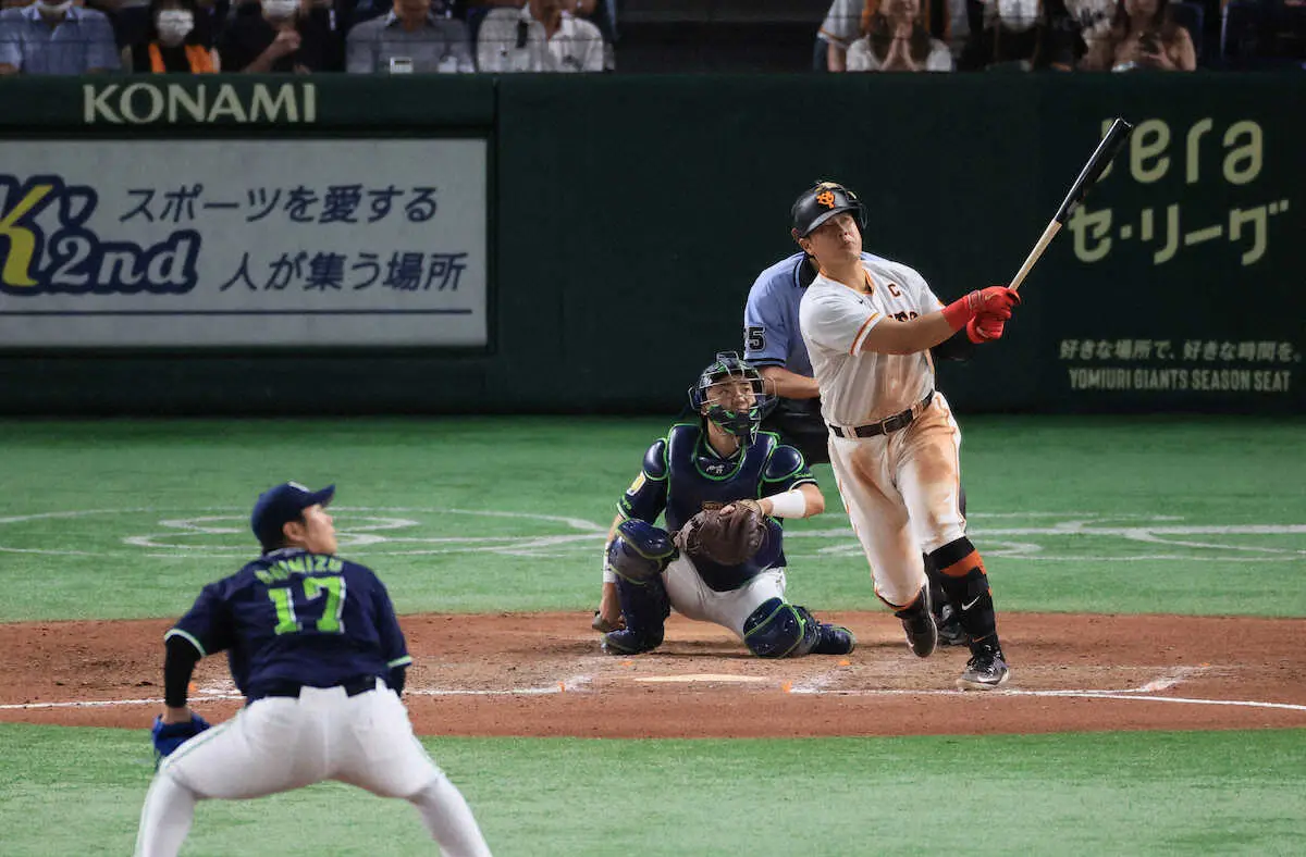 【画像・写真】ヤクルト捕手・中村が反省「四球でもいいかなと思って…」　また巨人・岡本和にやられ連敗