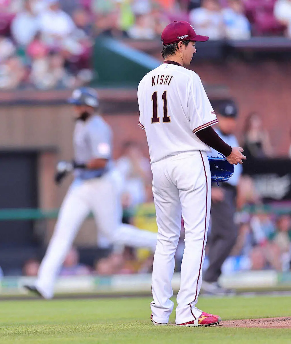 【画像・写真】楽天　先発岸が初回に自身4年ぶりに満塁本塁打を被弾　ロッテ・ポランコに初球を右翼に運ばれる