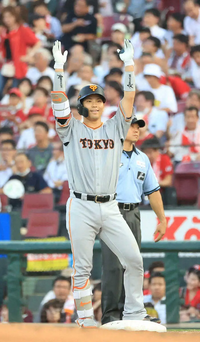 【画像・写真】巨人・大城卓三　先制された直後に「何とかしたかった」と逆転2点適時打　49日ぶり先発の横川を援護