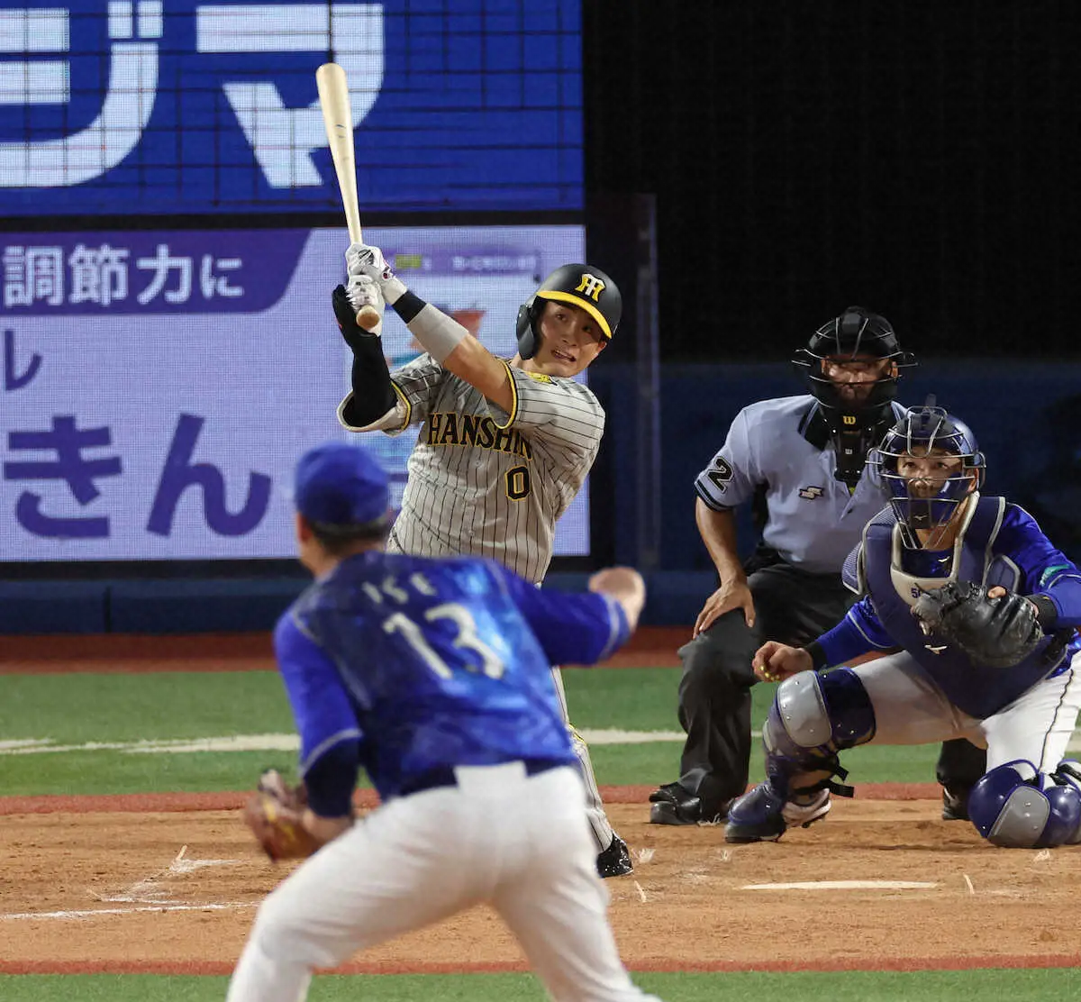 【画像・写真】阪神が8回に執念の逆転劇！ノイジーだ、坂本だ、木浪だ、糸原だ　2死から一挙4得点
