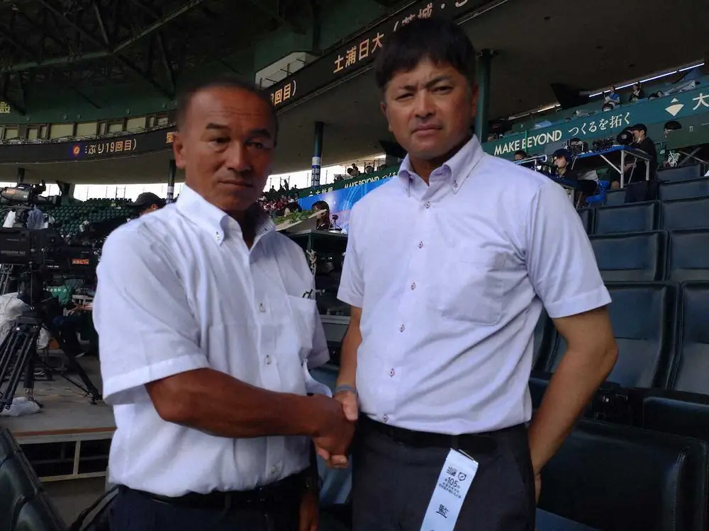 【画像・写真】台風6号の影響も受けた沖縄尚学の比嘉監督「少しでも高校野球で元気になれるように、まず初戦突破を」
