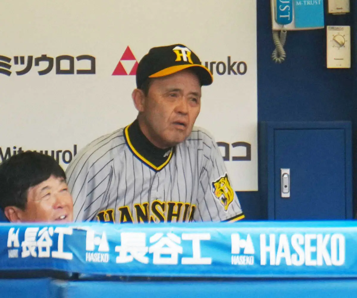 【画像・写真】なかやまきんに君、始球式で絶叫「パワー！」　71キロの微妙な球速？に「171キロじゃないの」