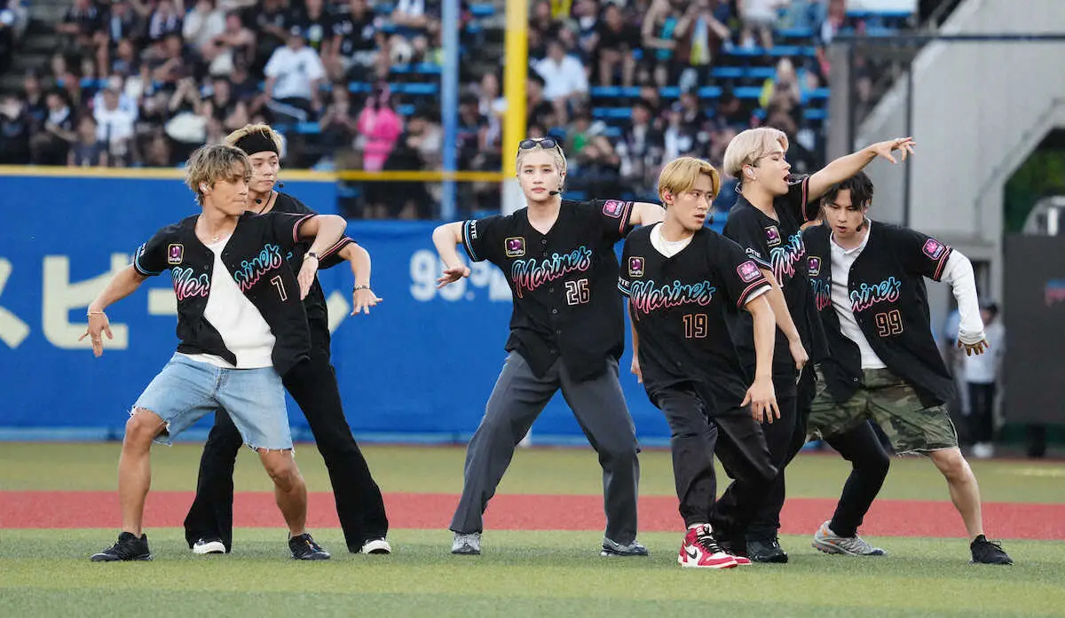 BALLISTIK BOYZ ロッテVSオリックス戦でライブ＆始球式 深堀未来が剛