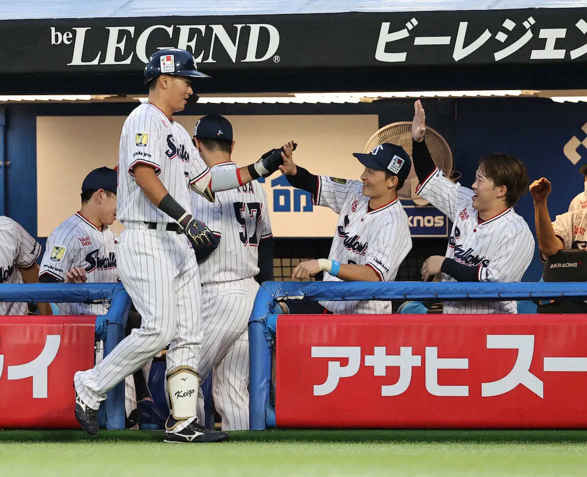 【画像・写真】ヤクルト　ドラ5北村が初安打より先にプロ初打点　2回に先制の右犠飛