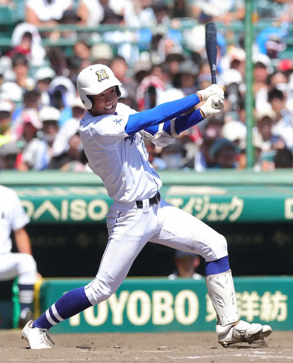 【画像・写真】【甲子園】ヤクルト川端は遠い親戚！明豊芦内が延長10回に一時勝ち越し右前適時打「自分も逆方向が得意」