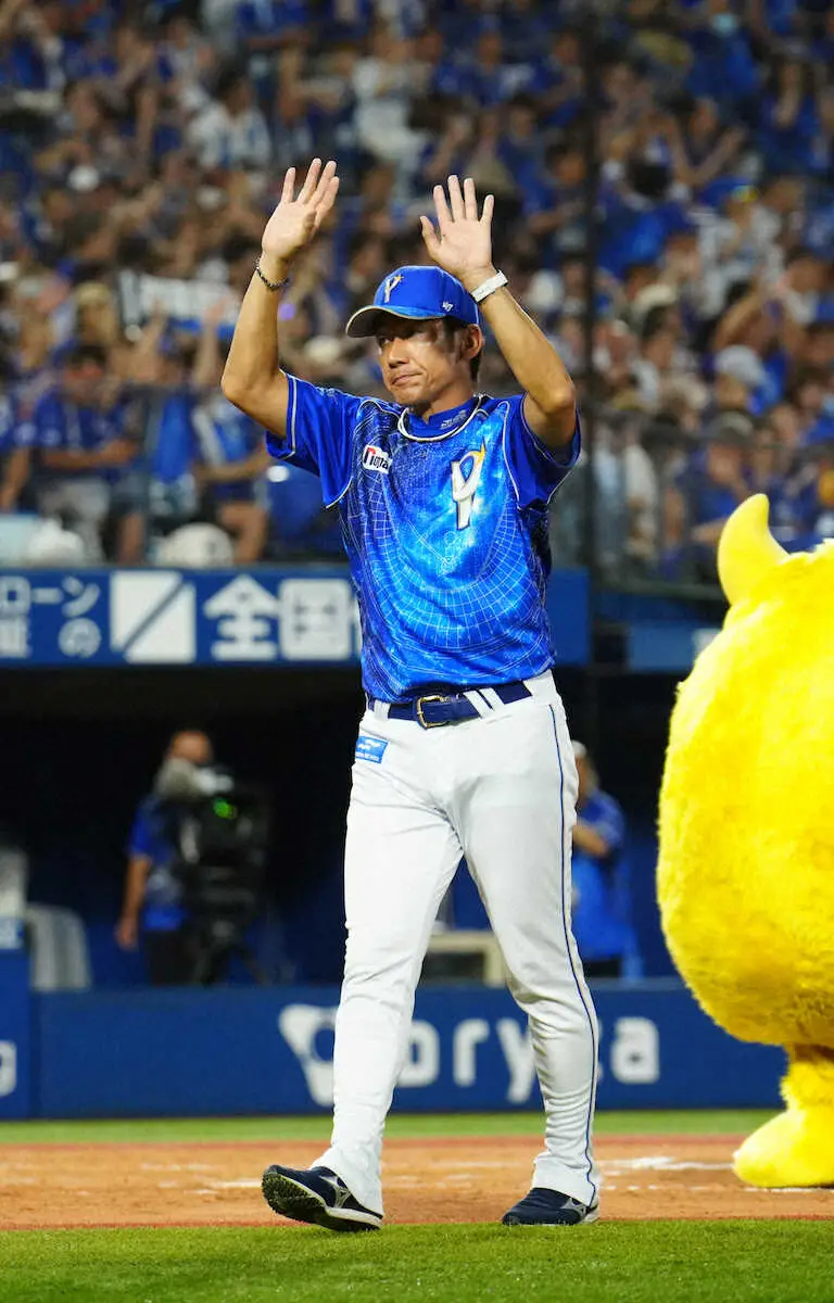 【画像・写真】DeNA三浦監督「これが本当の浜口かも…」　2年ぶり完投での今季初勝利を絶賛「いいリズムを作れてた」