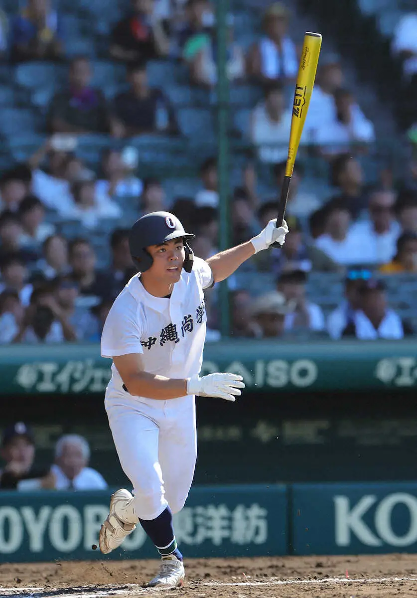 【画像・写真】【甲子園】台風で甲子園入り遅れた沖縄尚学が初戦突破　防御率0・00の男・東恩納蒼が完封勝利