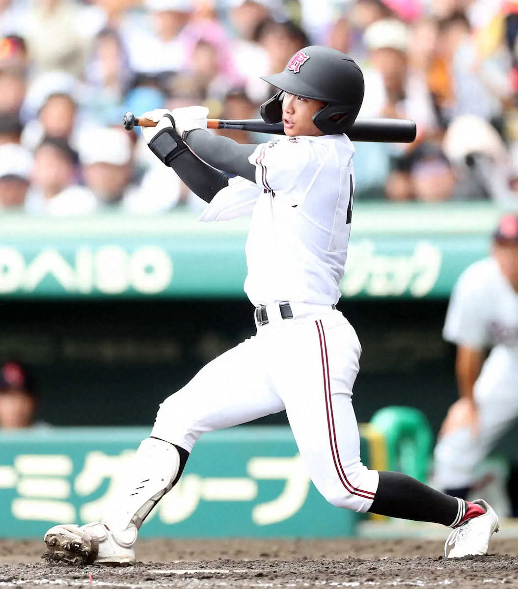 【画像・写真】【甲子園】広陵　4回に松下の中越え2点三塁打で逆転！2死から好機つくり試合をひっくり返す