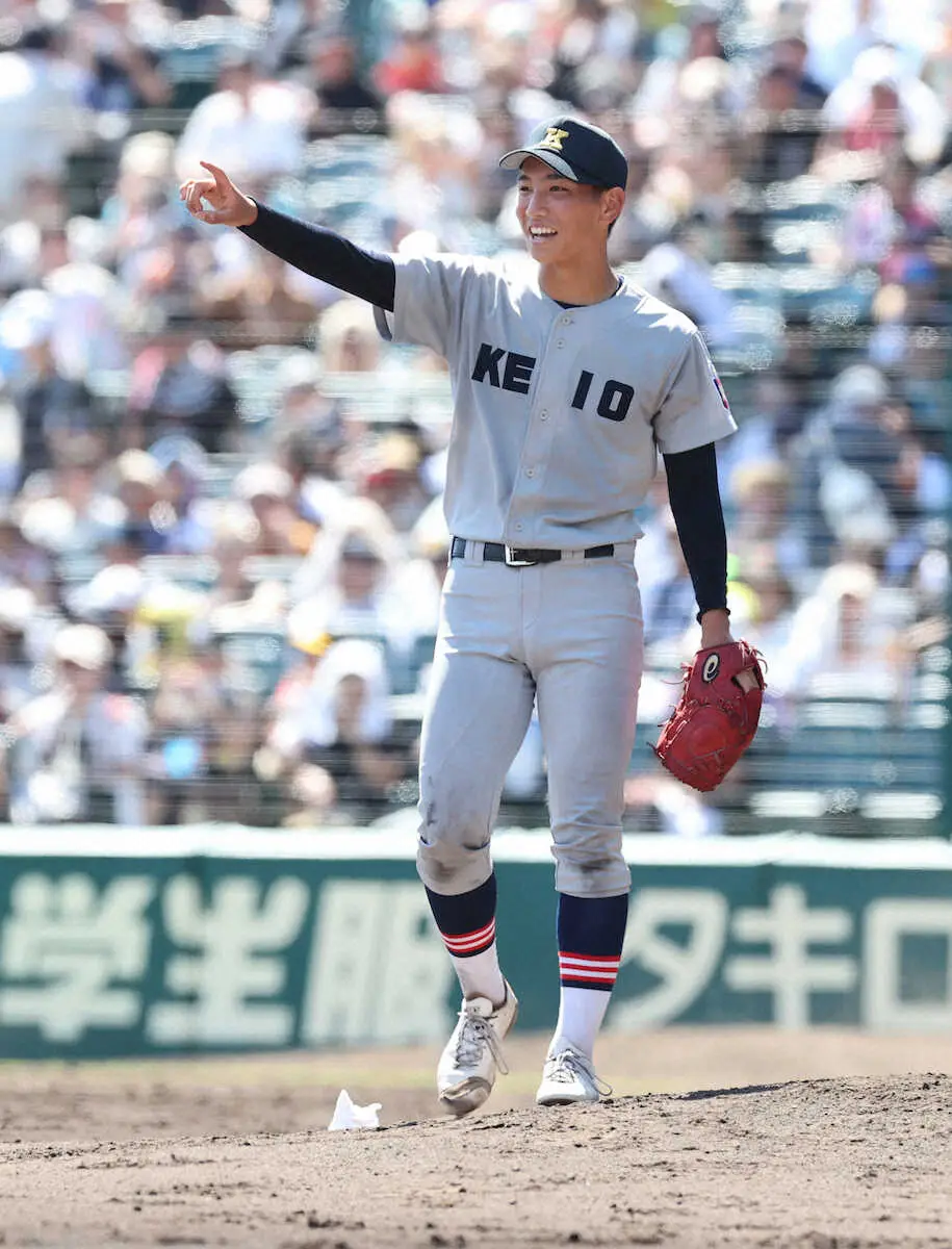 【画像・写真】【甲子園】慶応は打線が爆発！5回までに12安打9得点　先発・小宅も無失点