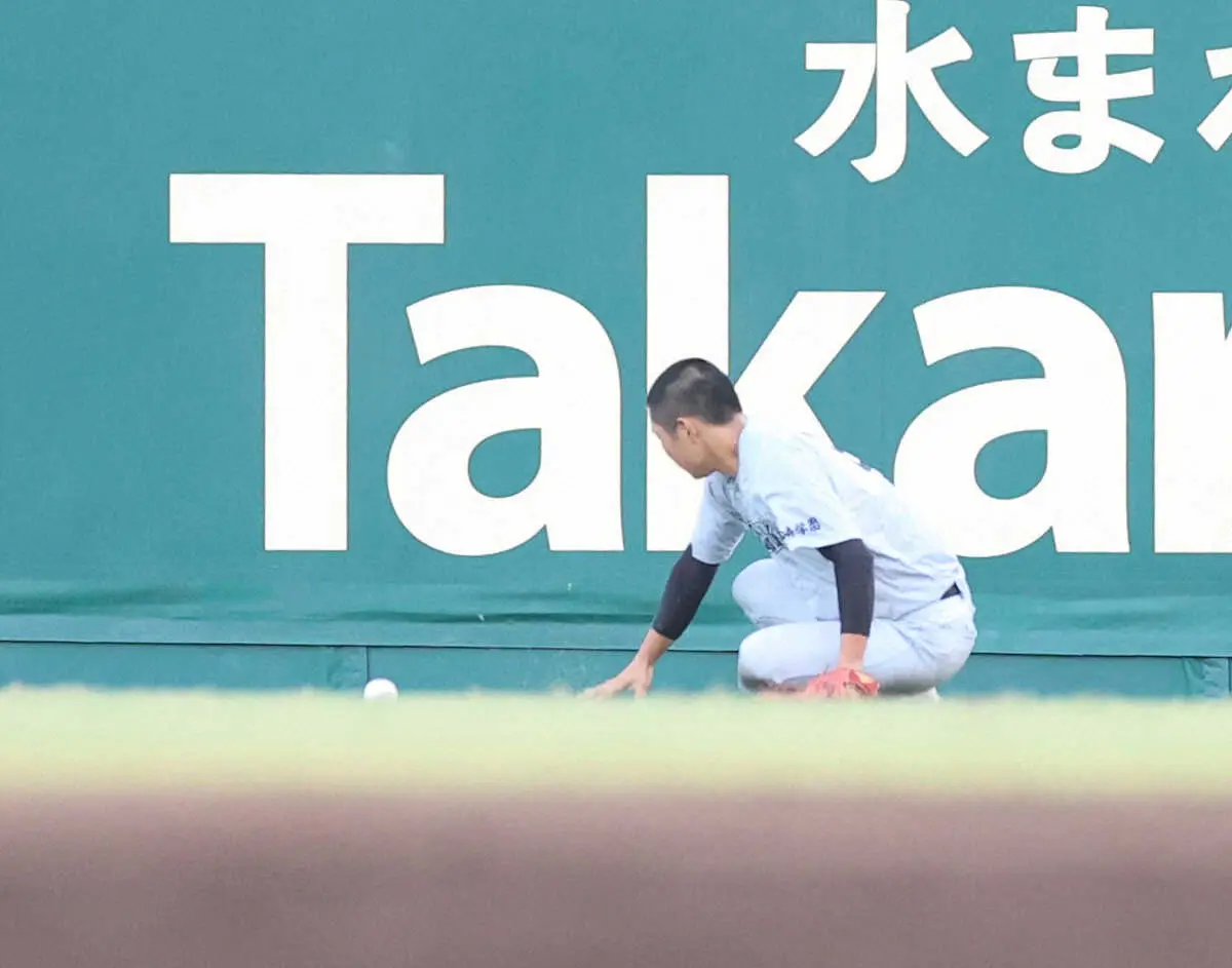 【画像・写真】【甲子園】宮崎学園　痛恨失策響き逆転負けでナイン涙　一時4点リードも…指揮官「こんな展開になるとは」