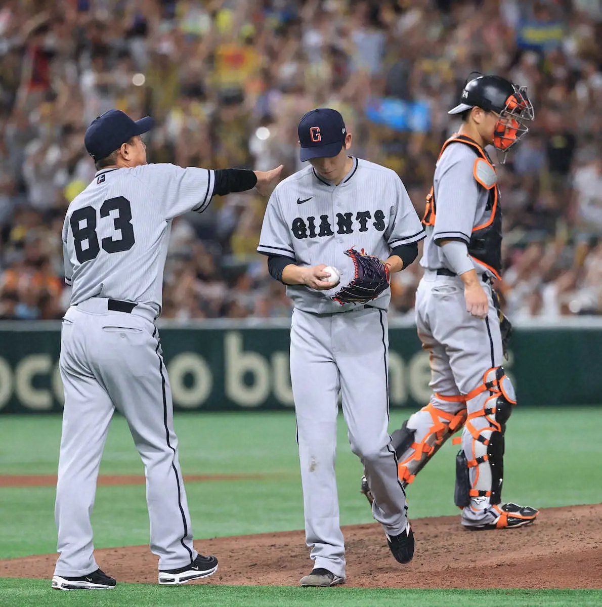 【画像・写真】巨人　阪神に3連敗で借金生活に逆戻り…7回中田翔のミスで暗転　