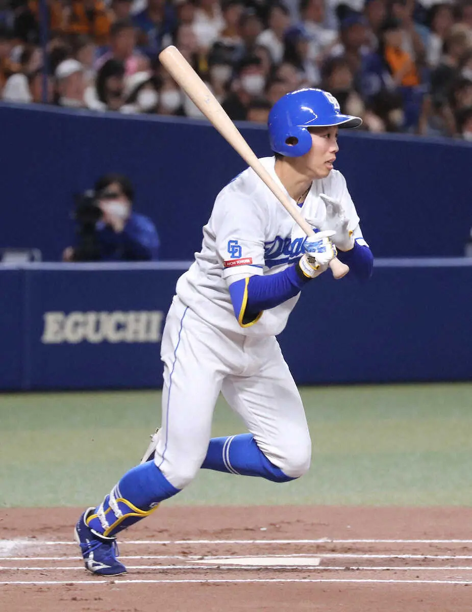 【画像・写真】中日・岡林　27試合連続安打！！日本記録あと「6」　本拠バンテリンD喝采
