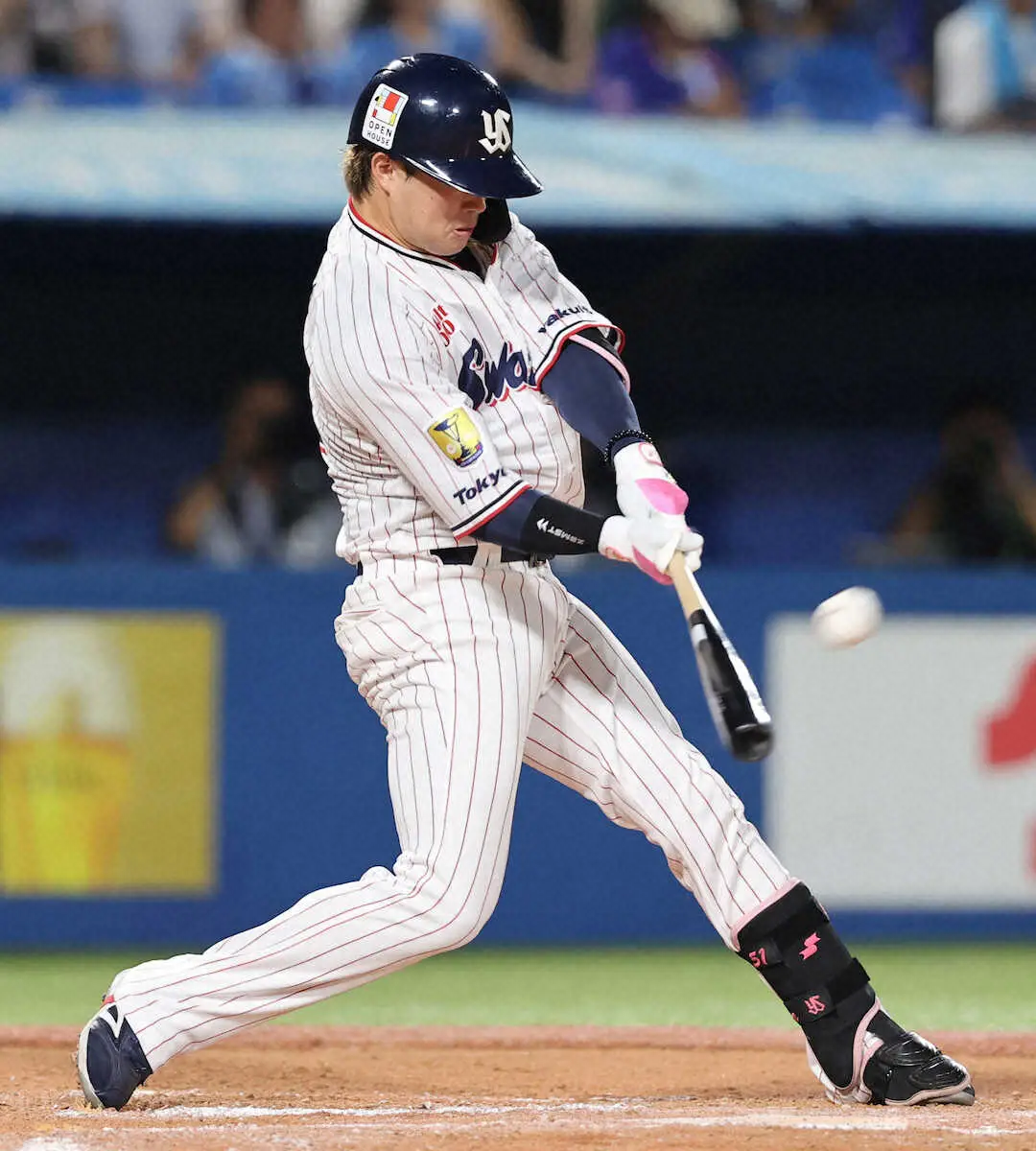 【画像・写真】ヤクルト4連敗でストップ！村上の先制弾を含む11安打8得点と打線爆発　小川が7回1失点で今季6勝目