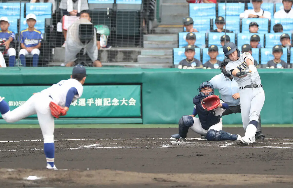 【画像・写真】【甲子園】優勝校対決は仙台育英が先制！2年生・鈴木拓斗が左越え2ラン　履正社もすぐさま同点に