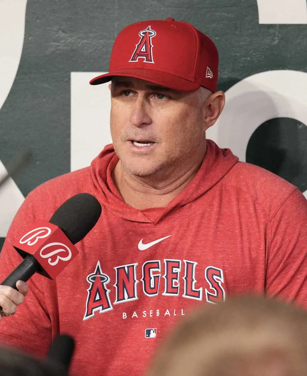【画像・写真】大谷翔平の42号アーチなど3安打に指揮官「全力プレーでチームに勢い…最高の選手だ」