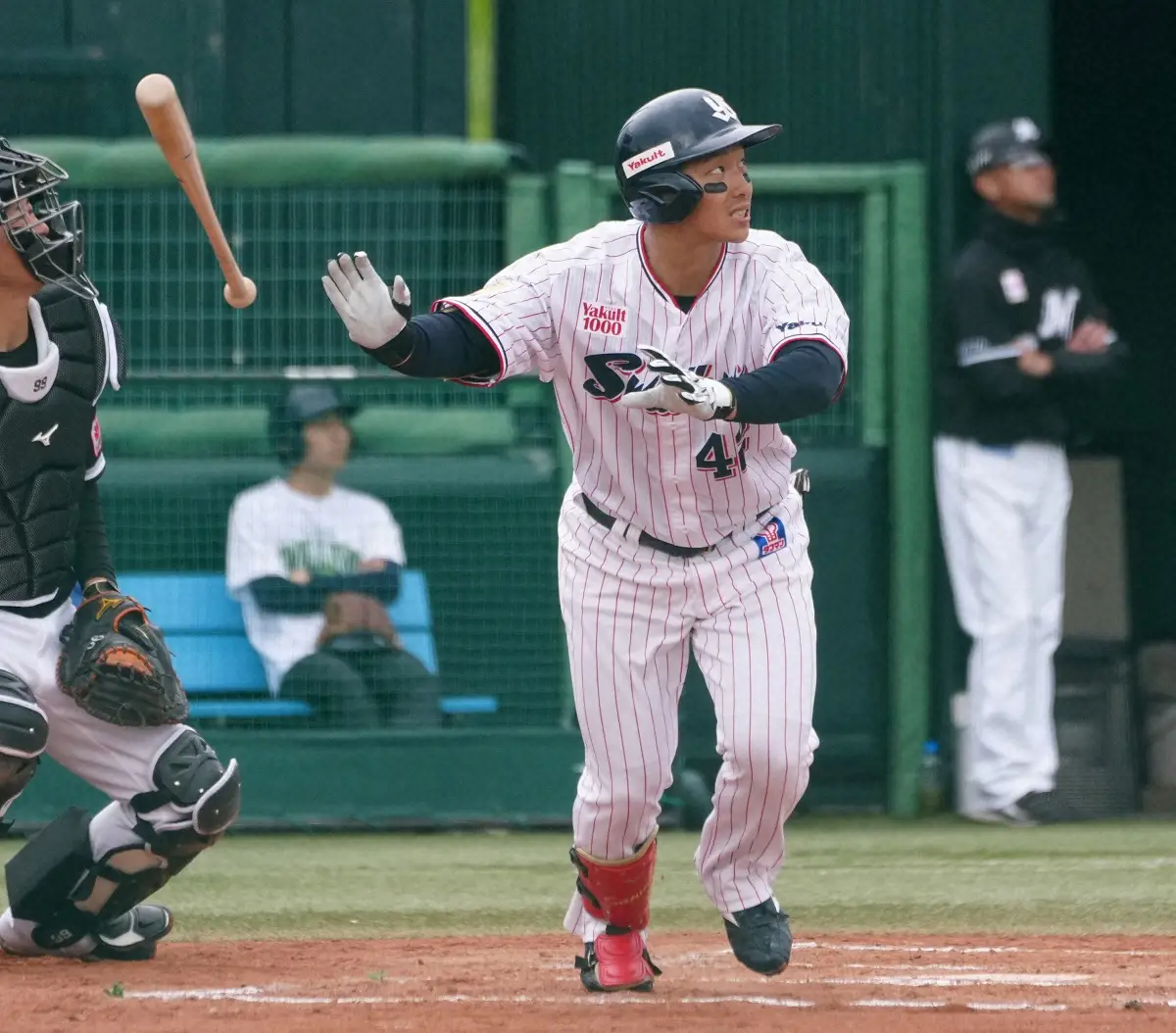 【画像・写真】ヤクルトのドラフト3位沢井「6番・左翼」でプロ初スタメン