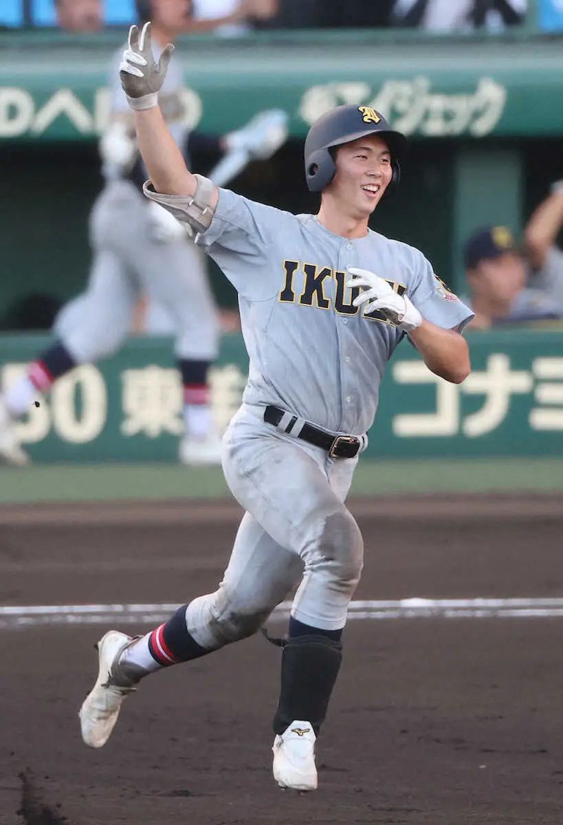 【画像・写真】【甲子園】昨夏知る仙台育英の捕手・尾形「逆方向に低い打球を打つ気持ちで」連覇照準技あり2号