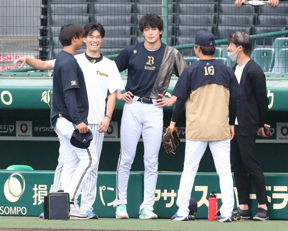 【画像・写真】“無敵の中川圭”蘇らせた能見篤史氏の一言　3連覇狙うオリックスを陰ながらサポートしていた