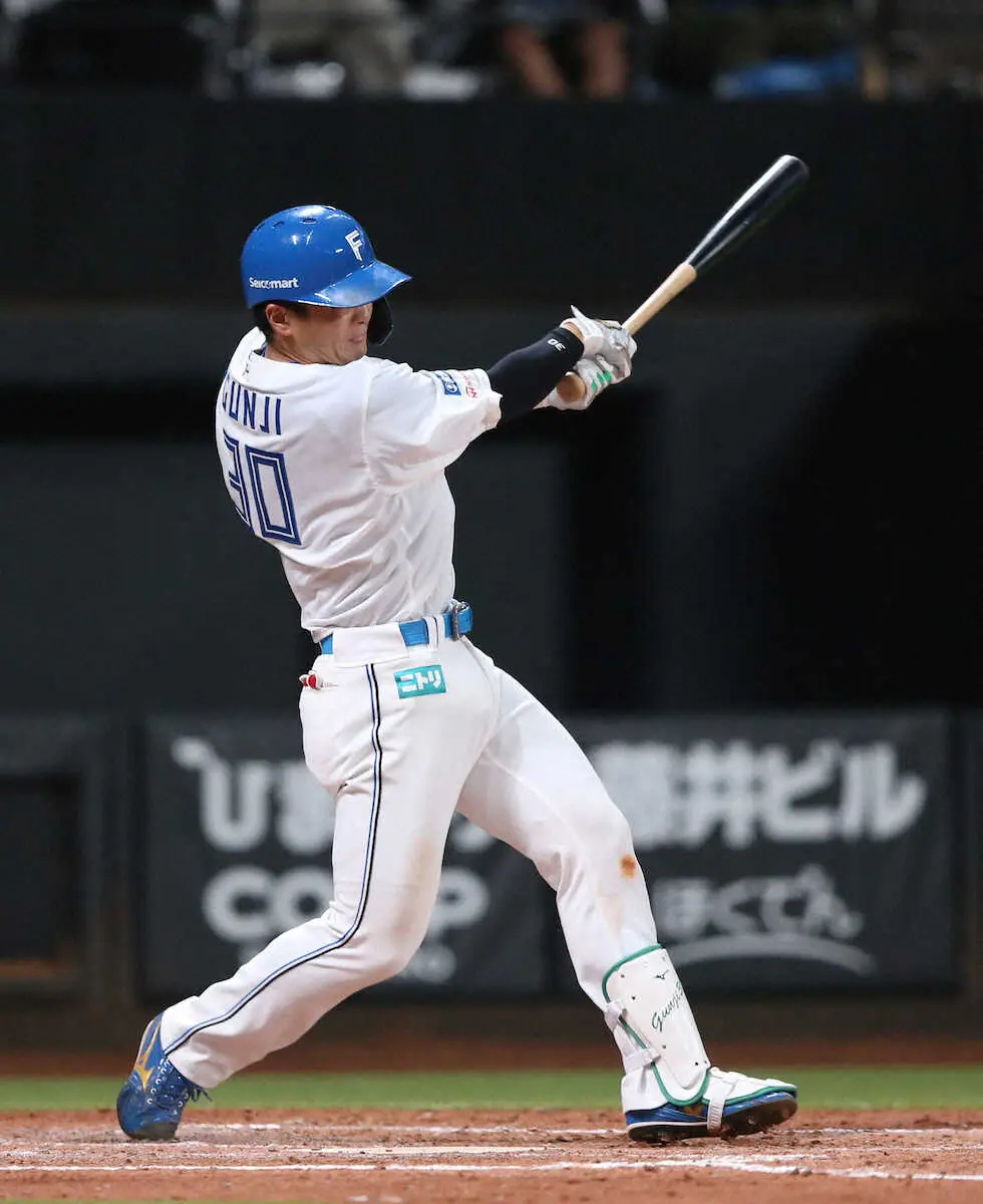 【画像・写真】日本ハム・郡司　甲子園決勝に刺激!?2安打4打点の活躍にネット「まさに郡司デー」「ゾーン入った」