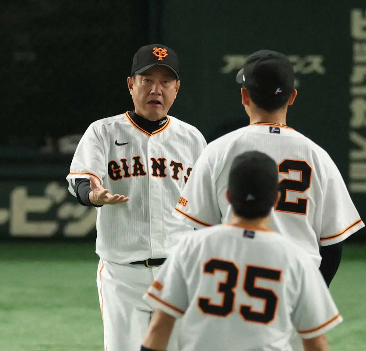 【画像・写真】巨人・横川　5回もたず…94球4失点で降板　丸の逆転14号直後に四球からピンチ招き原監督も厳しい表情