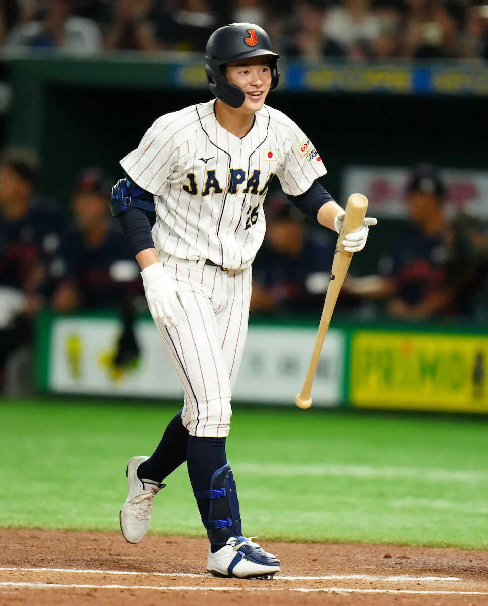 【画像・写真】U18高校日本代表　「美白王子」こと慶応・丸田は第1打席は3球三振　大学日本代表と壮行試合