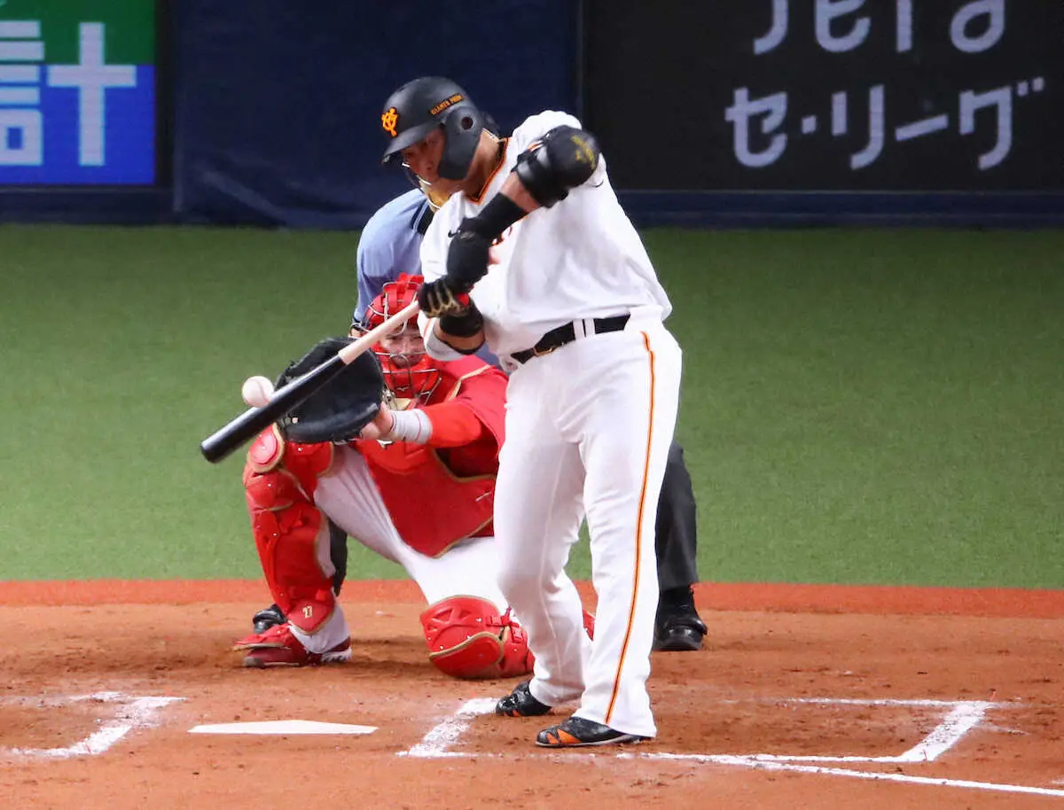 【画像・写真】巨人・中田翔が勝ち越し犠飛！　現役最多タイの通算72犠飛　金本知憲らのNPB歴代15位記録に並ぶ