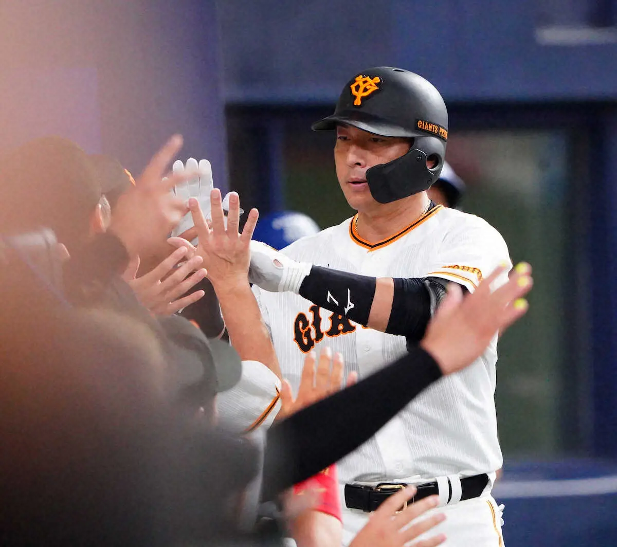 【画像・写真】巨人・長野　自身の適時失策で許した先制「何とかしたい」と意地の5号ソロ　古巣・広島戦では2発目