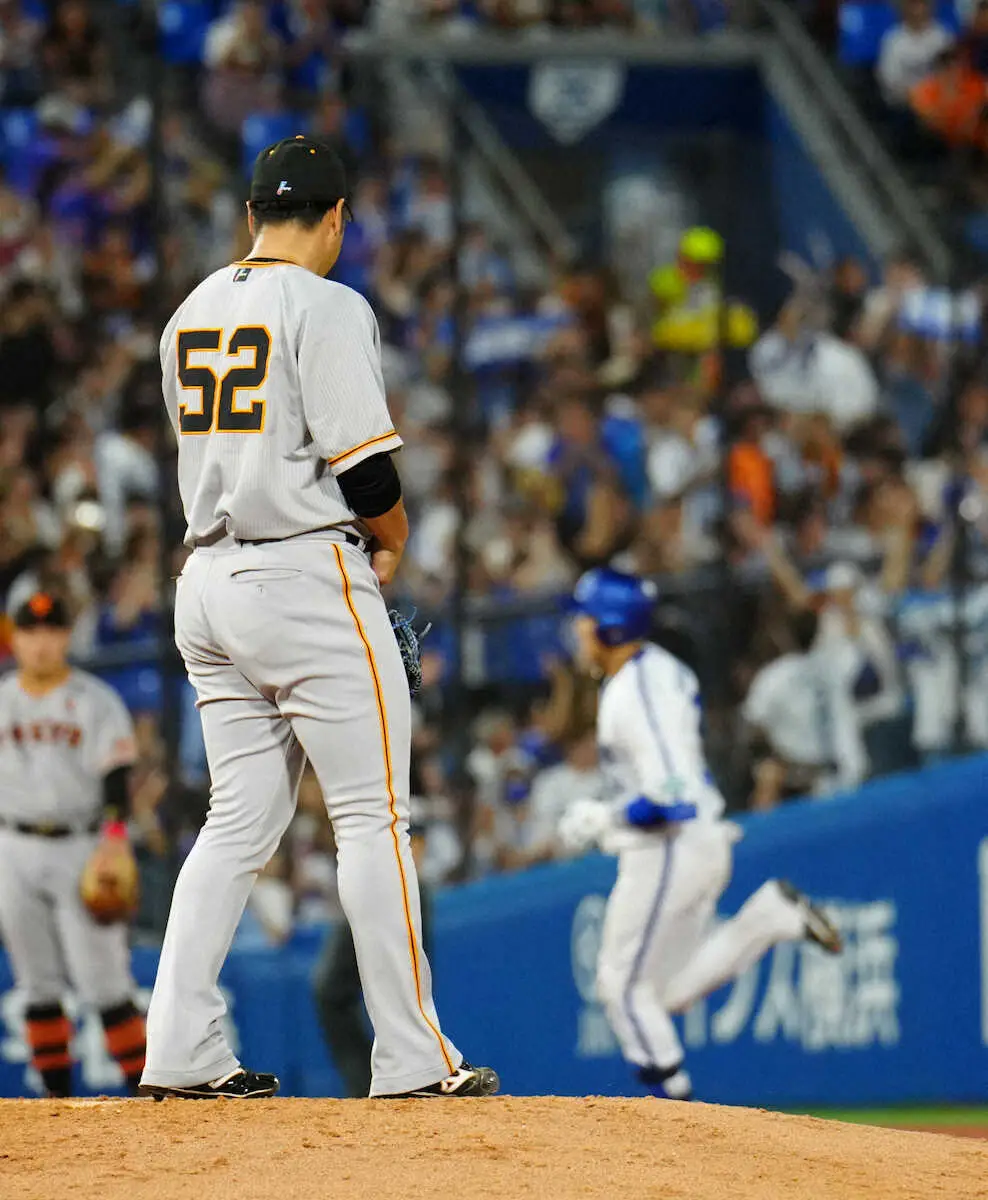 【画像・写真】巨人内野手・北村拓己　プロ6年目の初登板はスライダー3球含め14球　山本に被弾で1回1失点