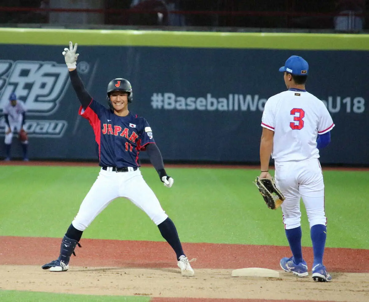 【画像・写真】2戦連続4番のU18日本・武田　先制適時二塁打！！決勝では投打二刀流での活躍にも期待