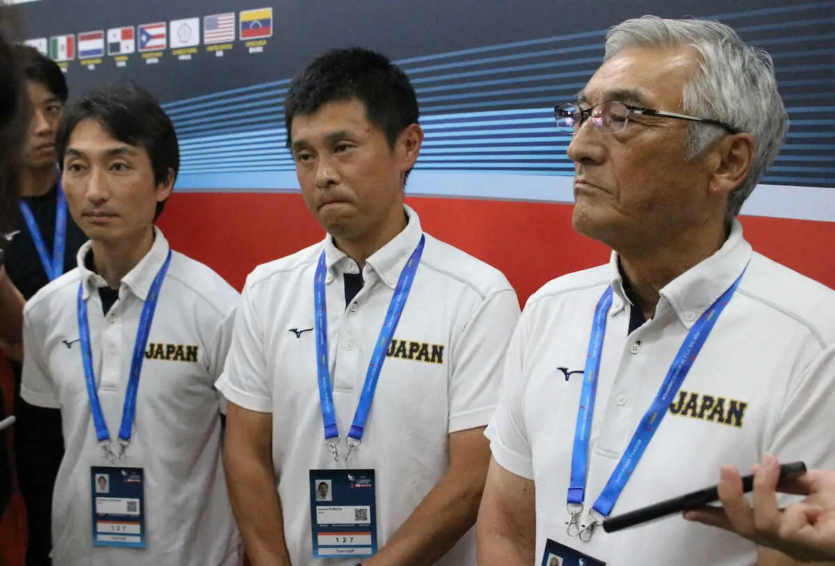 【画像・写真】U18決勝直前に日本が猛抗議!　小林主将の脳しんとう復帰が認められず出場不可に「大変、疑問」