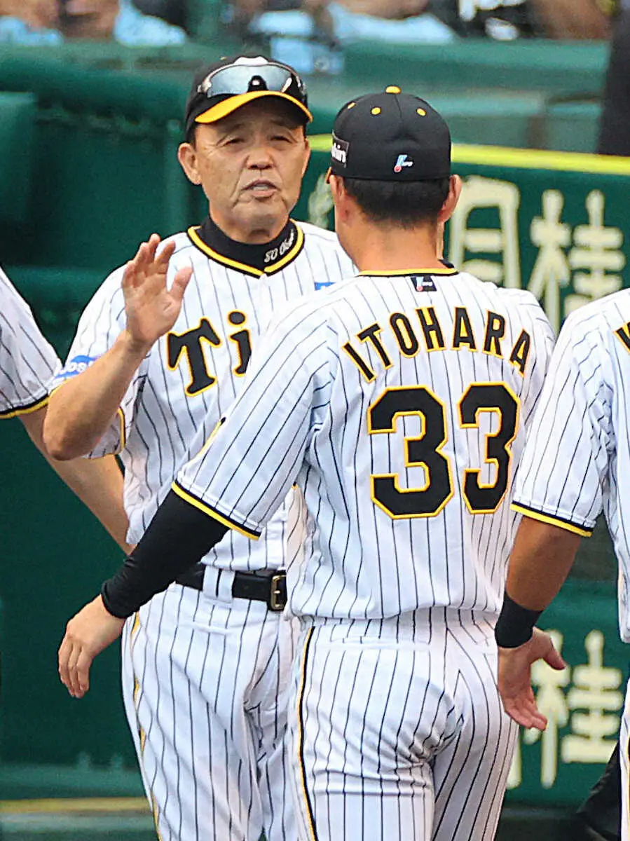 【画像・写真】阪神・岡田監督語録　続投志願の伊藤将に「ほんならおまえ、勝負付けろって」、M5「片手になりましたね」