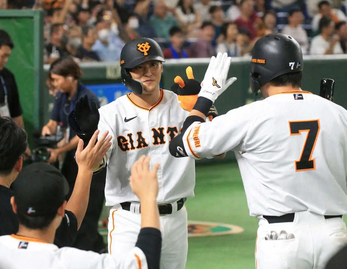 【画像・写真】巨人・吉川尚輝「最高の結果」57日ぶり一発！　先制された直後の初球を叩いて同点！