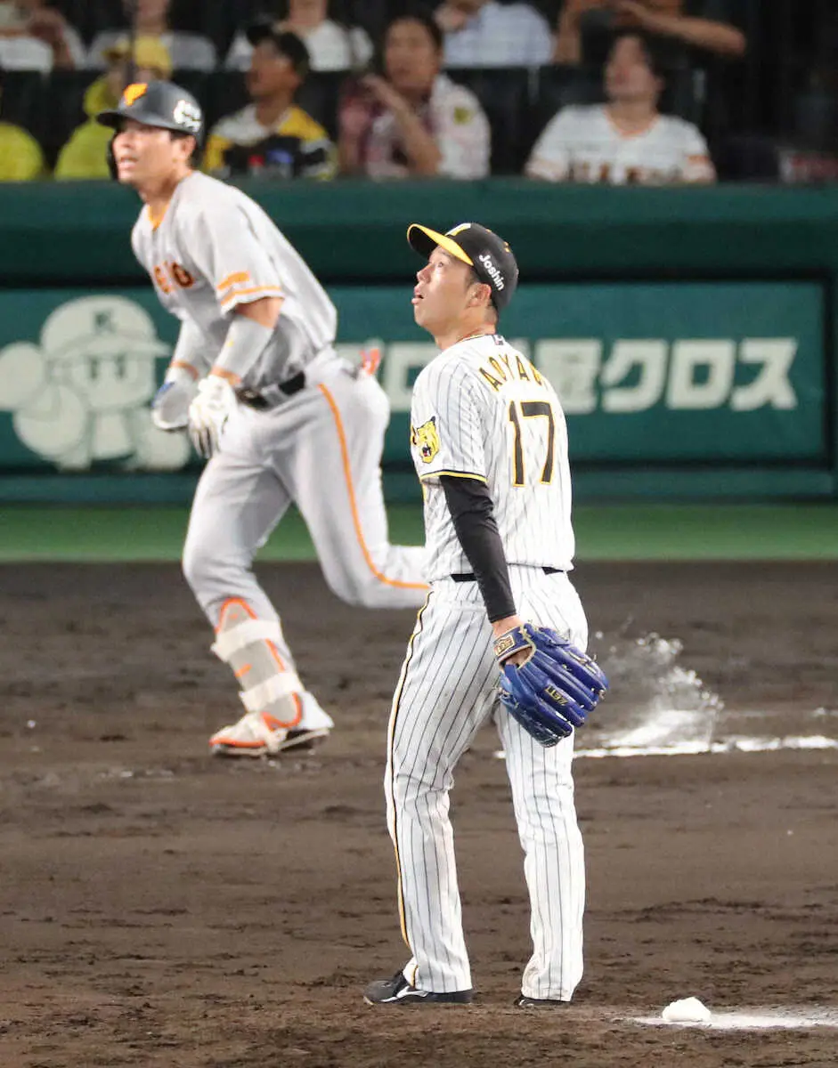 【画像・写真】阪神・青柳　プロ8年目で初の満塁被弾　代打・大城卓に脱帽「本当にいいバッターだなと」