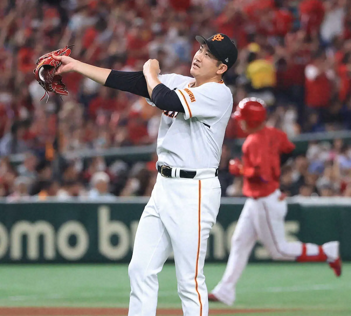 【画像・写真】巨人　逆転CS“崖っ縁”…菅野“Gキラー”にまたも被弾「悔しいです」　7回途中4失点で痛恨8敗目