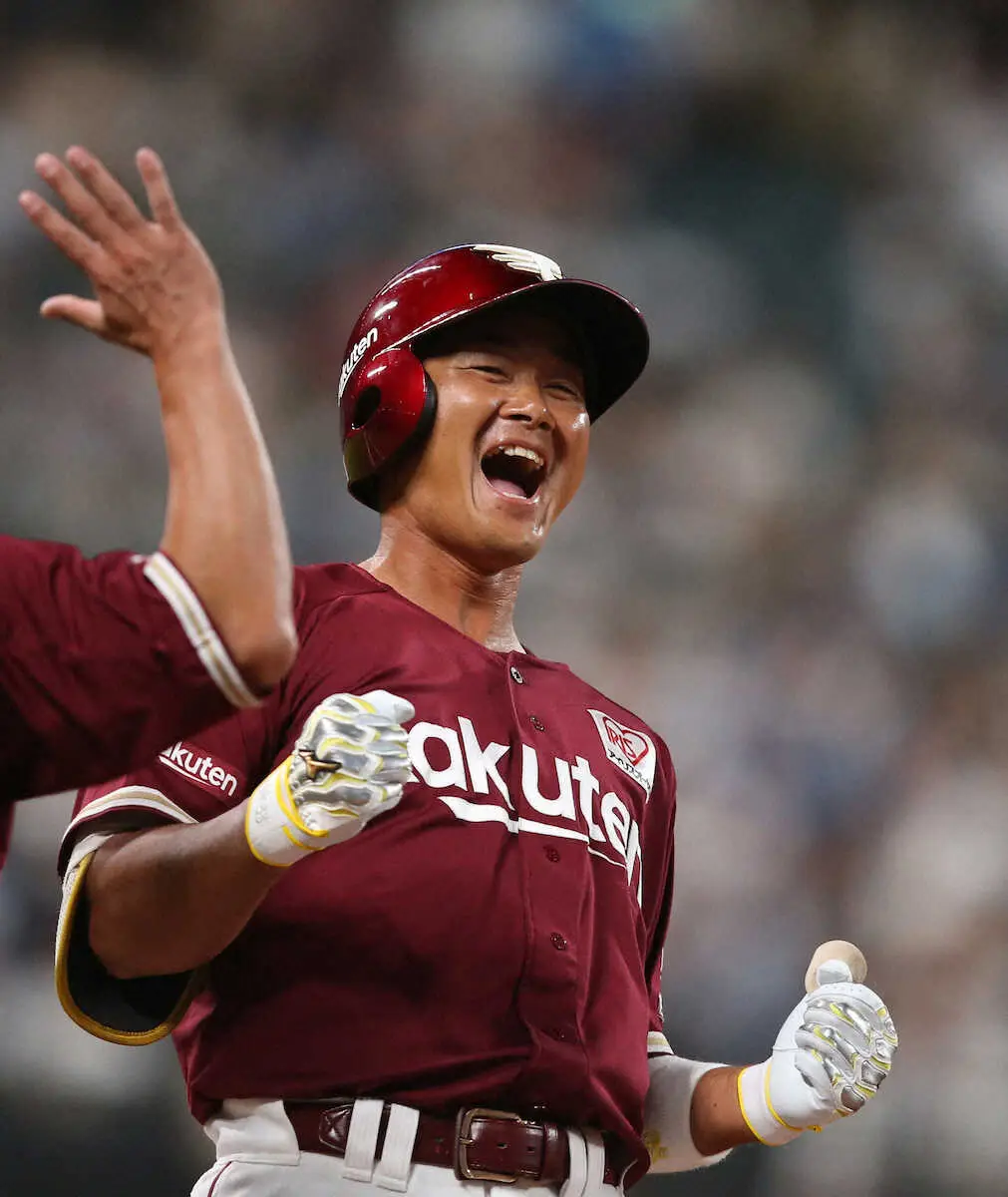 【画像・写真】楽天、9回に打者12人の猛攻で突き放す　代打・銀次が決勝打！　CS争いへ大きな1勝