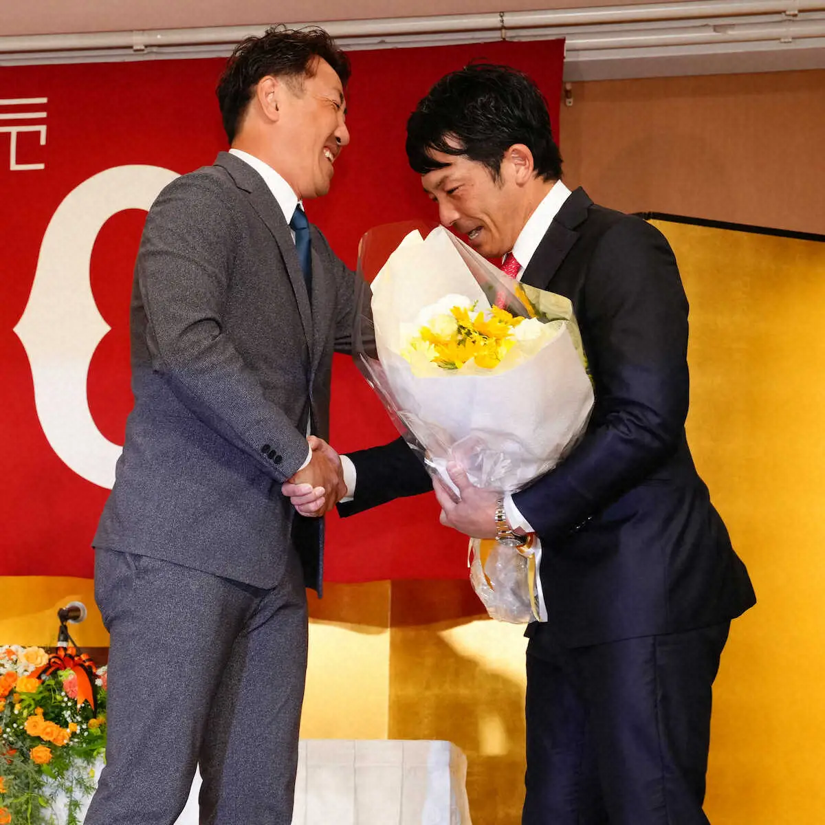 【画像・写真】巨人・松田　引退しても“熱男”「野球界の松岡修造さんに」後継者には“同期入団”ドラ1・浅野を指名