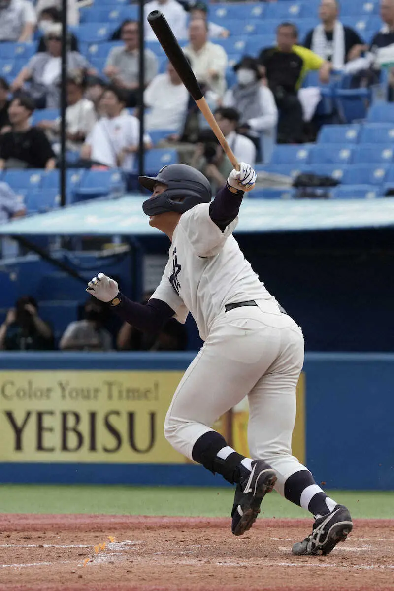 【画像・写真】明大・村田　投打で活躍　リーグ戦1号＆リーグ通算15勝目