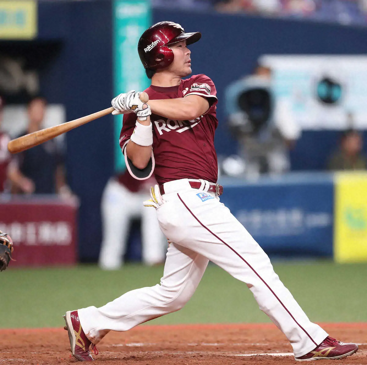 【画像・写真】3連勝の楽天が179日ぶり貯金1でソフトBと同率2位浮上…ロッテも勝利で3チームが0・5ゲーム差