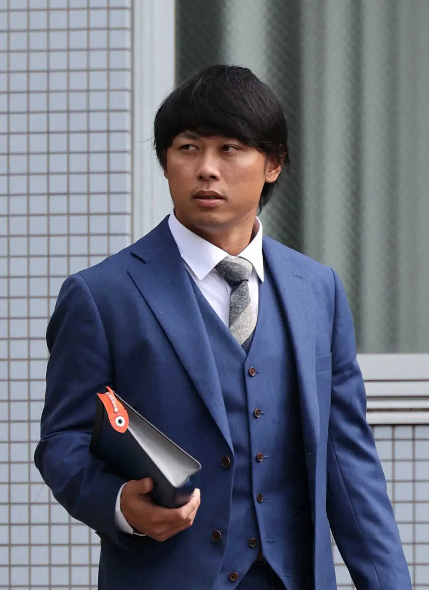 【画像・写真】阪神戦力外の高山「いい思い出も悔しい思い出も」現役続行希望