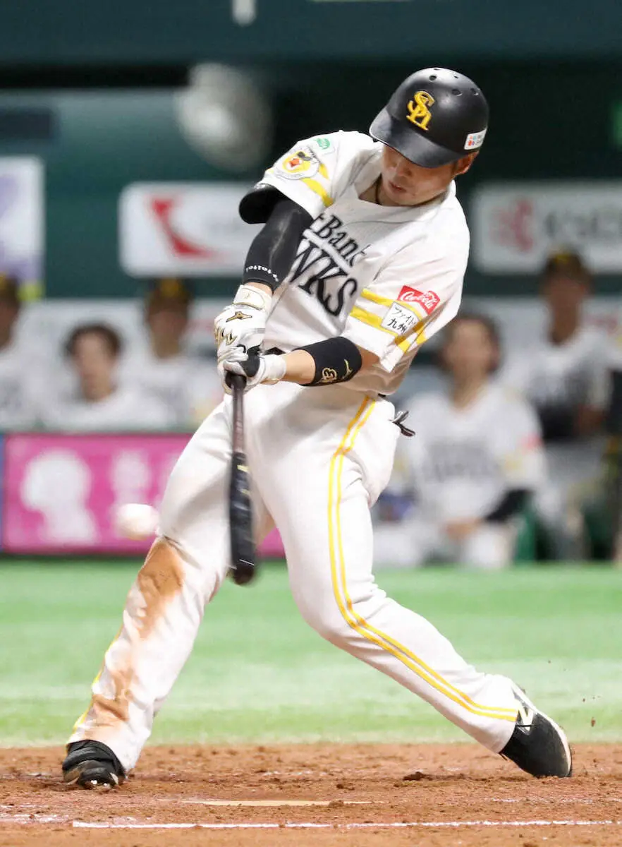 【画像・写真】ソフトB・近藤健介が2安打で打率・303と上昇！2004年松中信彦以来のパ・リーグ3冠王獲得なるか